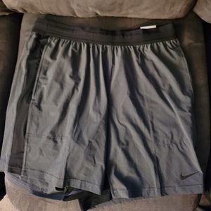 Nike yoga Mens shorts